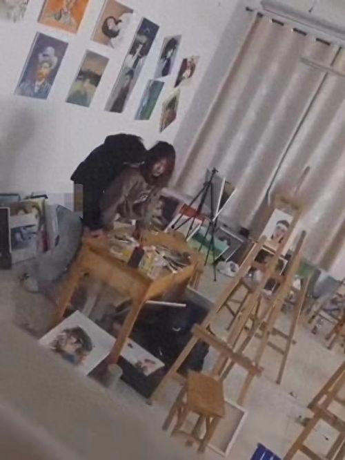 山东烟台画室吃瓜视频